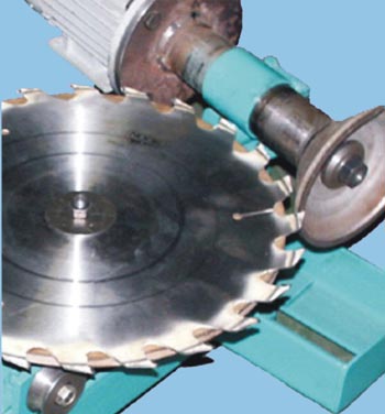 СТАНОК ЗАТОЧНОЙ ДЛЯ ДИСКОВЫХ ПИЛ увеличено